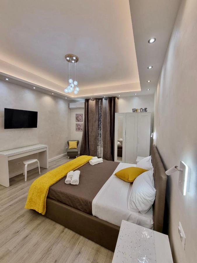 Apartment Close To The Coloseum, 2 Minutes Walk From Metro A Eksteriør billede