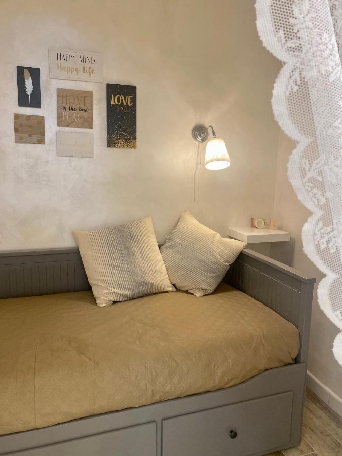 Apartment Close To The Coloseum, 2 Minutes Walk From Metro A Eksteriør billede