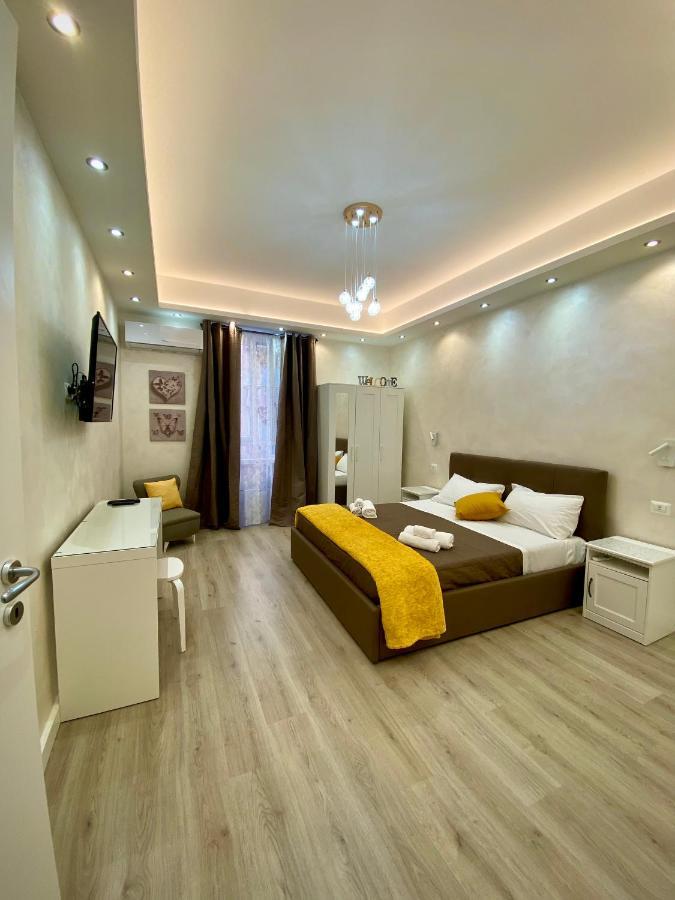 Apartment Close To The Coloseum, 2 Minutes Walk From Metro A Eksteriør billede
