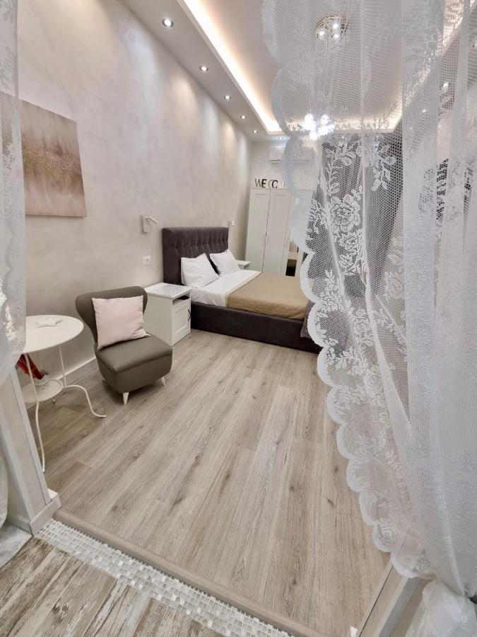 Apartment Close To The Coloseum, 2 Minutes Walk From Metro A Eksteriør billede
