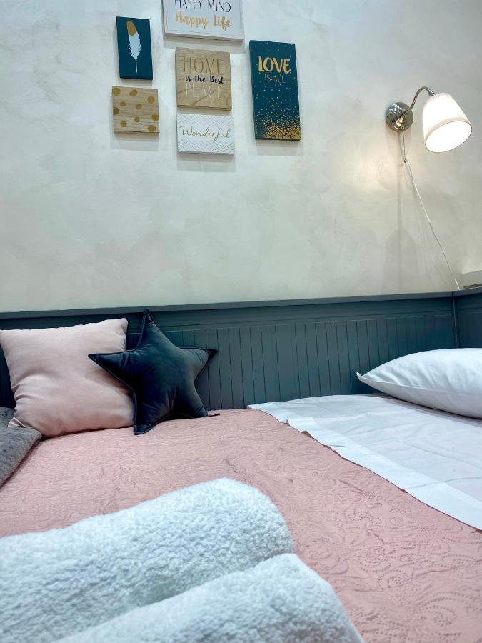 Apartment Close To The Coloseum, 2 Minutes Walk From Metro A Eksteriør billede